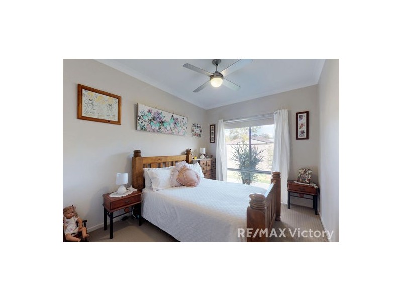 3 Bondi Court, Sandstone Point QLD 4511