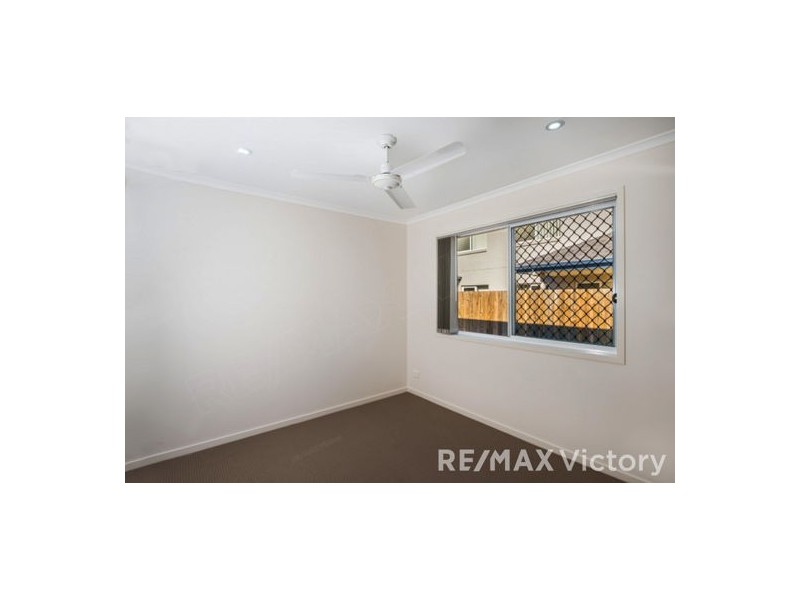 1 & 2 16 Champion Crescent, Griffin QLD 4503