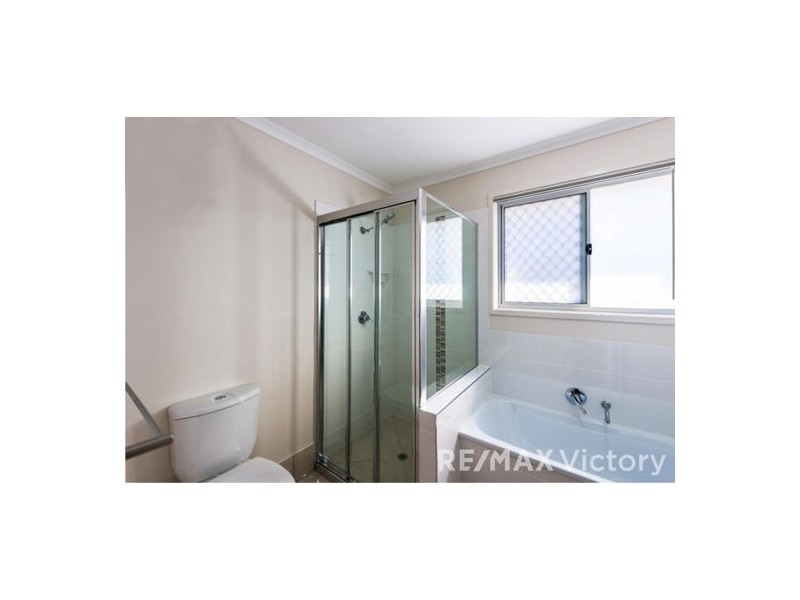 1 & 2 16 Champion Crescent, Griffin QLD 4503