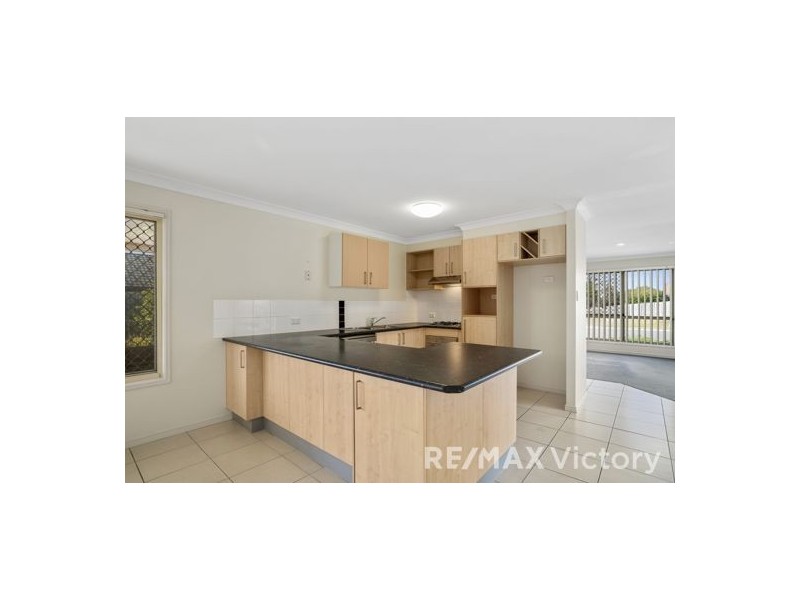30 Fernbrook Drive, Morayfield QLD 4506