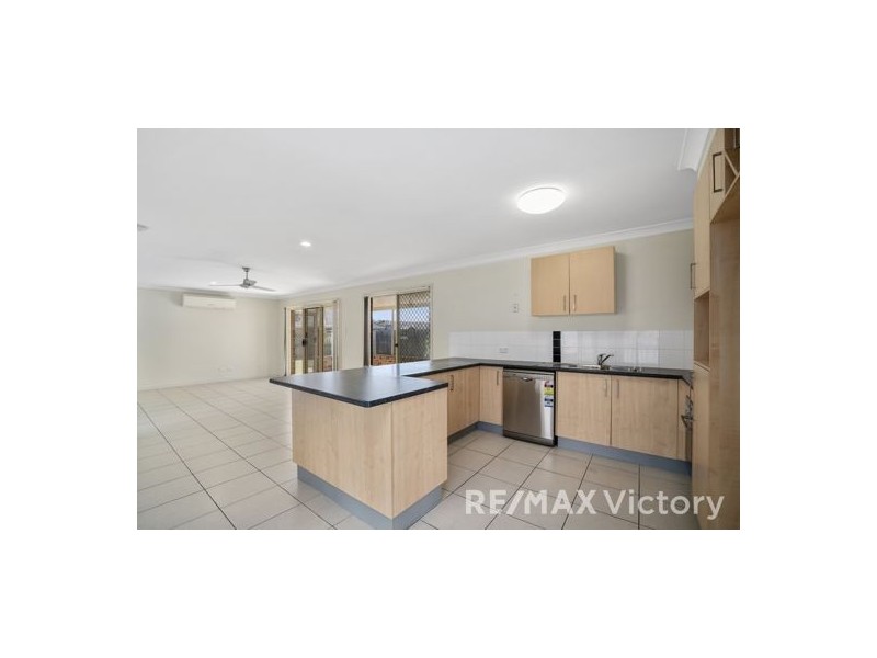 30 Fernbrook Drive, Morayfield QLD 4506