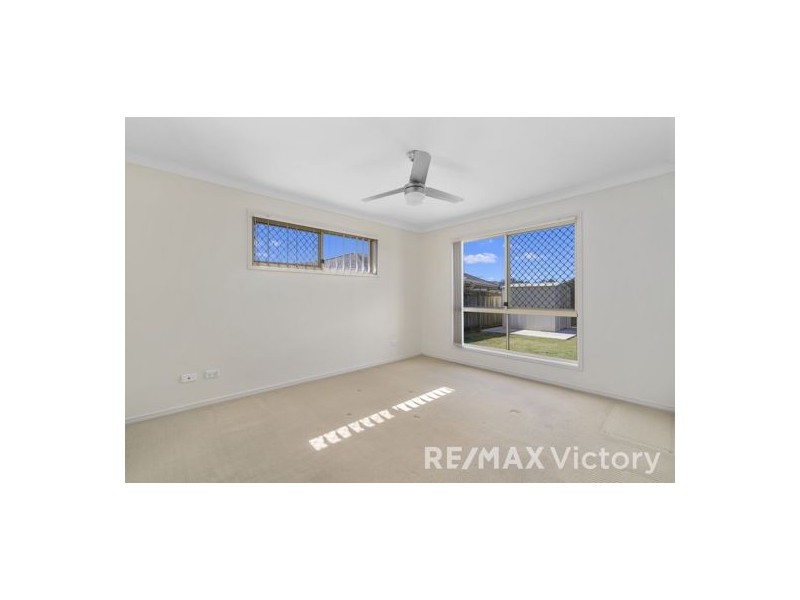 30 Fernbrook Drive, Morayfield QLD 4506