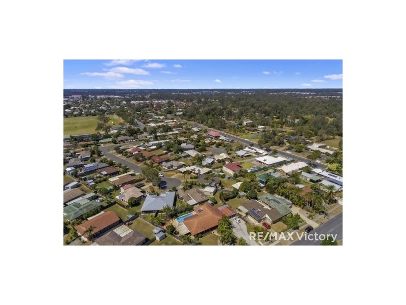 15 Thea Court, Morayfield QLD 4506