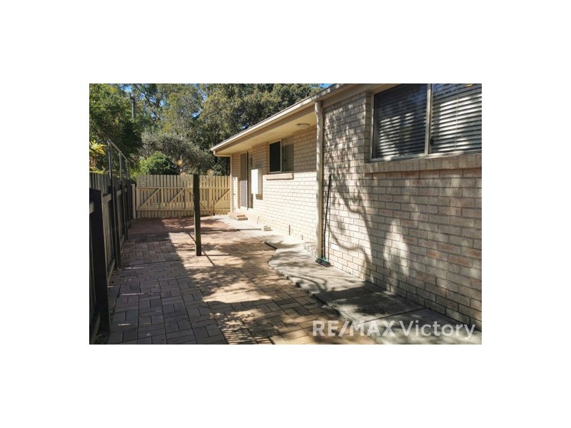 2/24 First Avenue, Beachmere QLD 4510