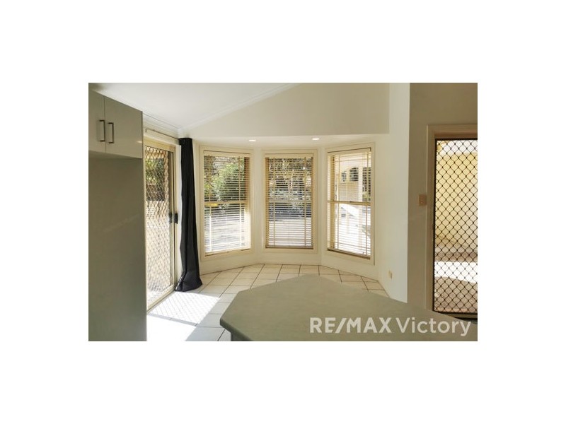 2/24 First Avenue, Beachmere QLD 4510