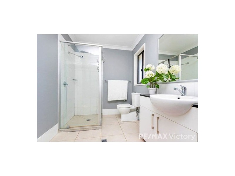 16 Lawrie Court, Caboolture QLD 4510