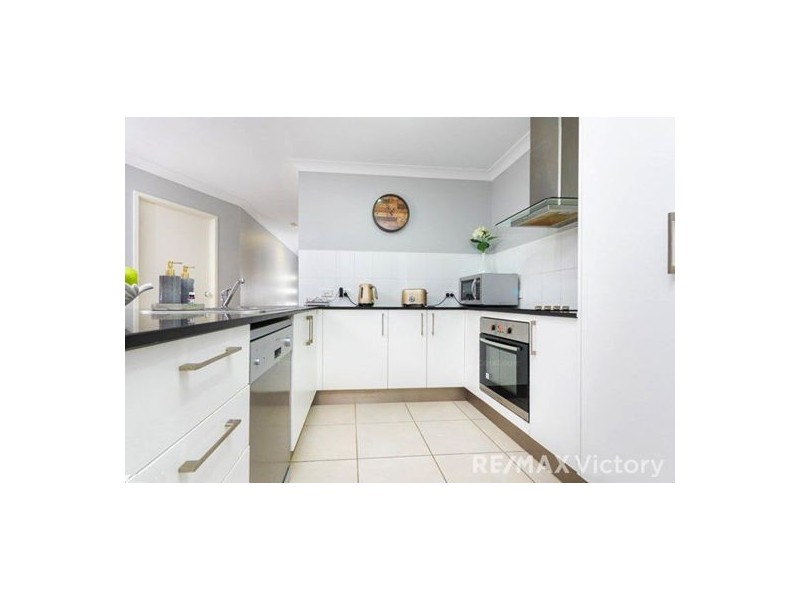 16 Lawrie Court, Caboolture QLD 4510