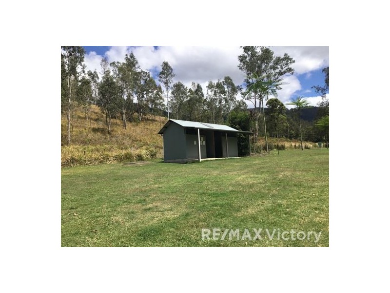 229 Cedarvale Rd, Sandy Creek QLD 4515