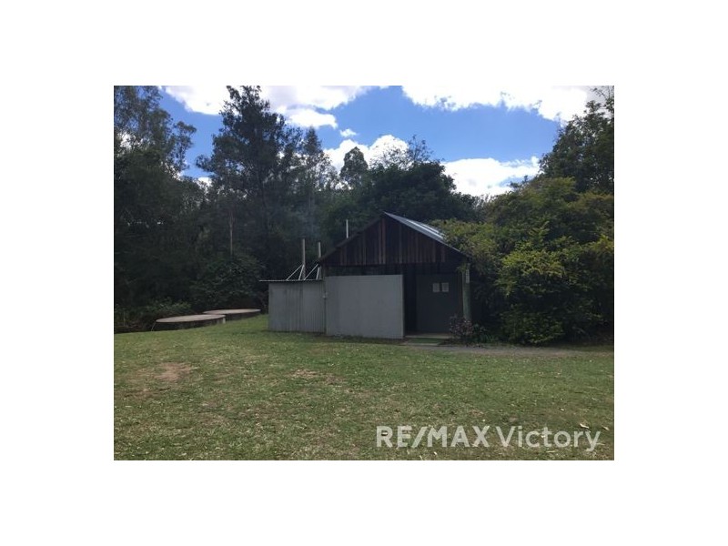 229 Cedarvale Rd, Sandy Creek QLD 4515