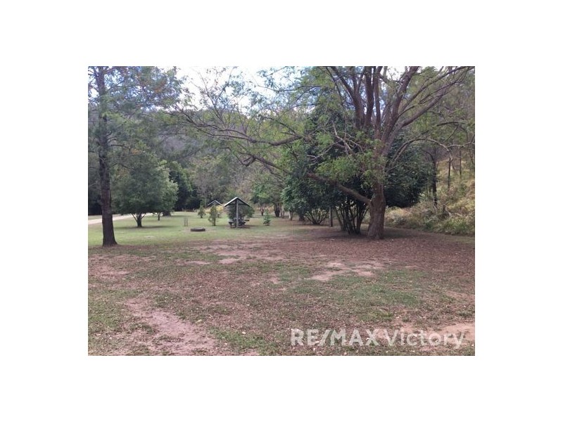 229 Cedarvale Rd, Sandy Creek QLD 4515