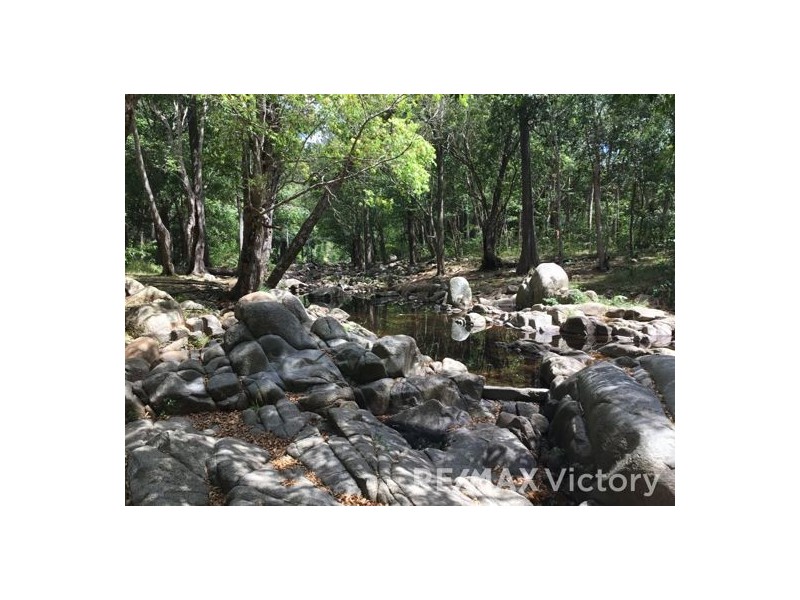 229 Cedarvale Rd, Sandy Creek QLD 4515