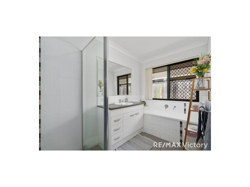 26 Riverparks Way, Upper Caboolture QLD 4510