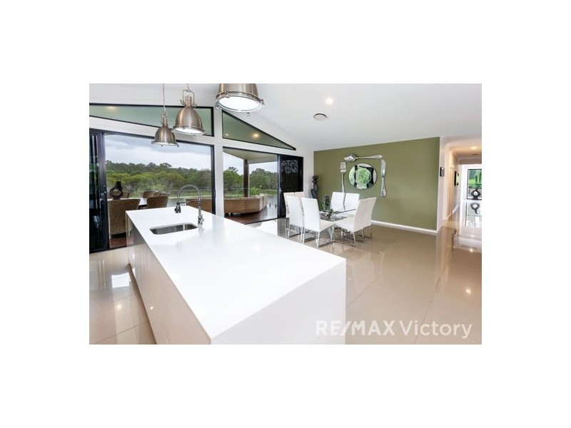 125 Mountaintrack Drive, Wamuran QLD 4512