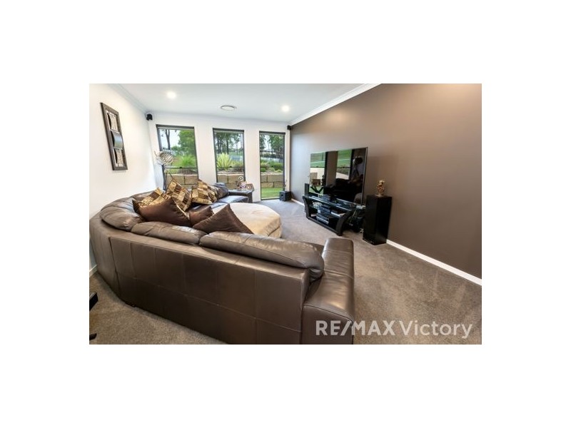 125 Mountaintrack Drive, Wamuran QLD 4512