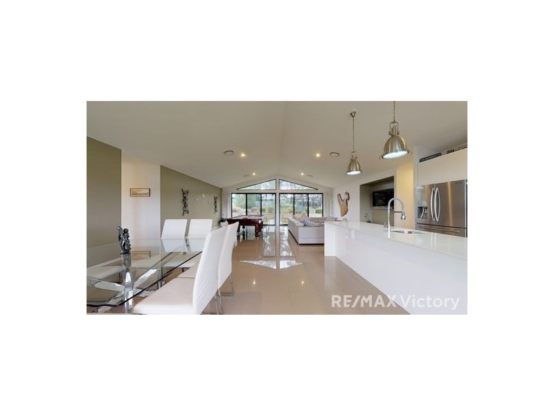 125 Mountaintrack Drive, Wamuran QLD 4512