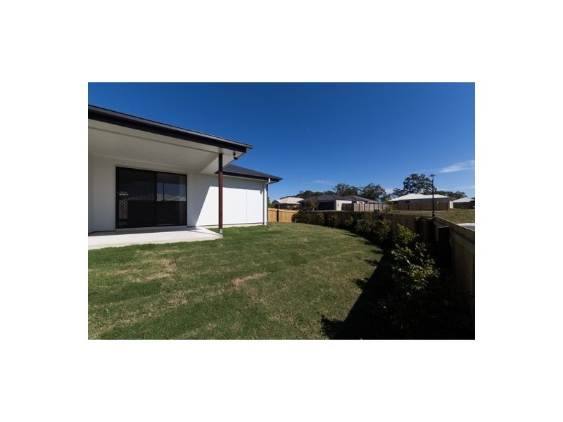 1/42 Bangalow Street, Morayfield QLD 4506