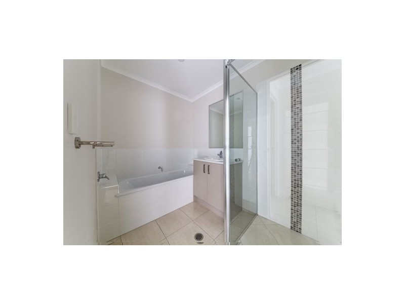 1/42 Bangalow Street, Morayfield QLD 4506