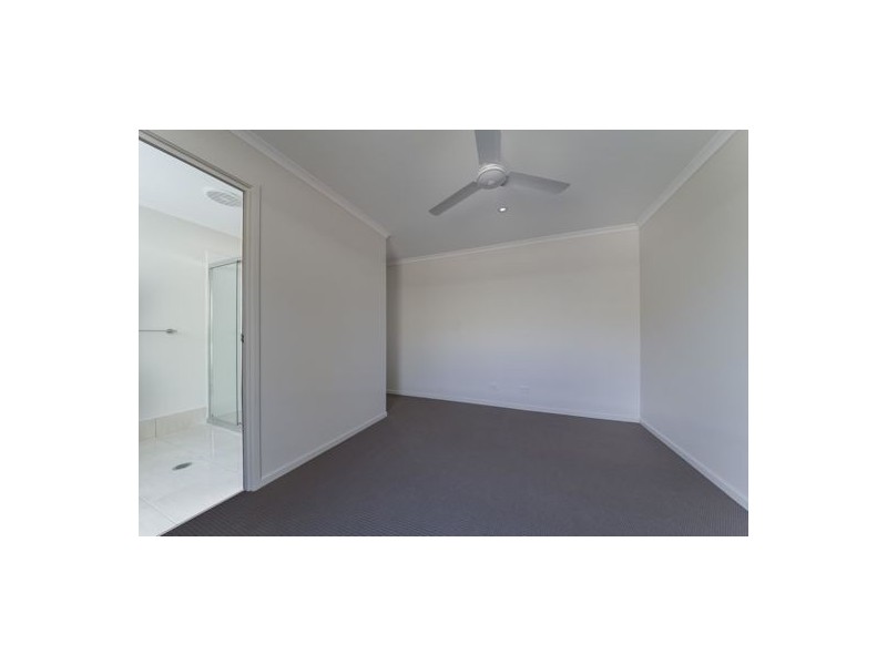 1/42 Bangalow Street, Morayfield QLD 4506