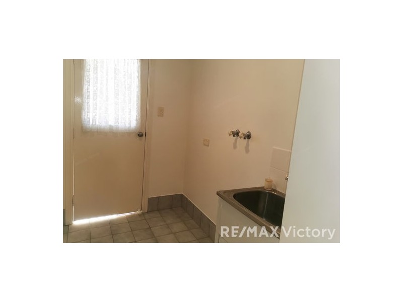 2/24 First Avenue, Beachmere QLD 4510