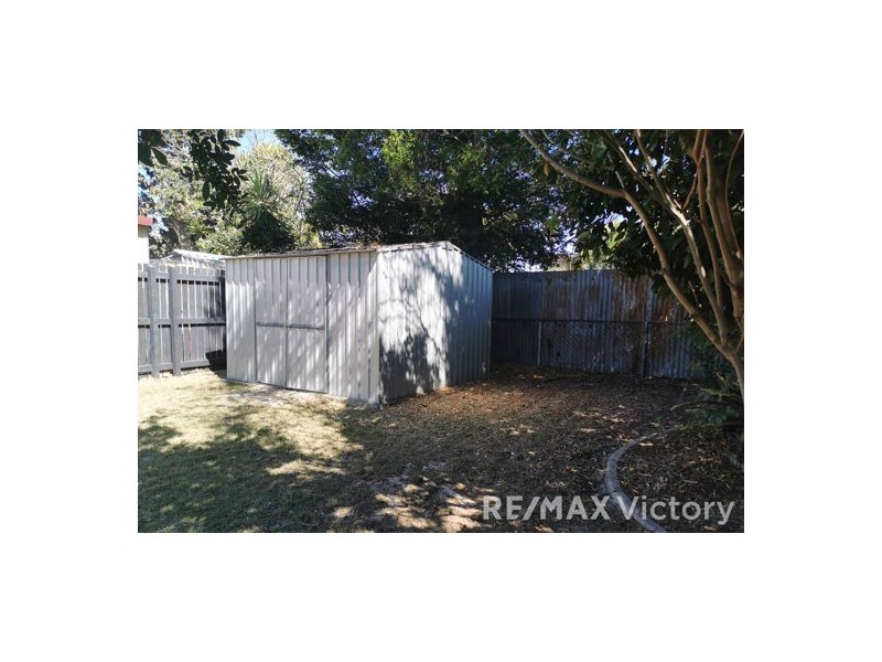 2/24 First Avenue, Beachmere QLD 4510