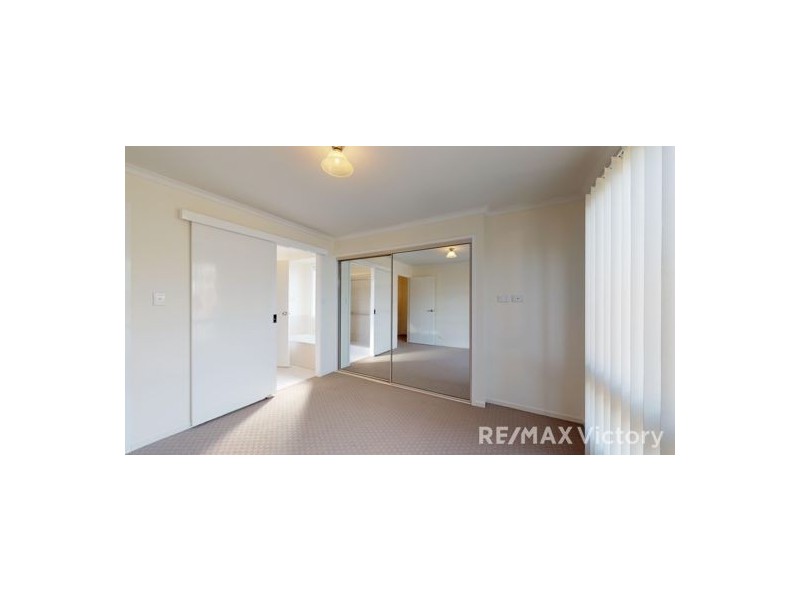 17 Oleron Terrace, Petrie QLD 4502