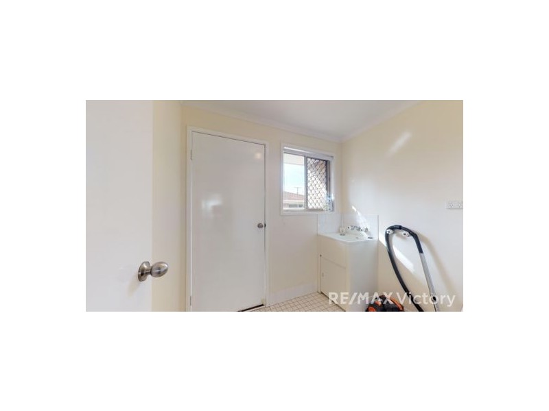 17 Oleron Terrace, Petrie QLD 4502