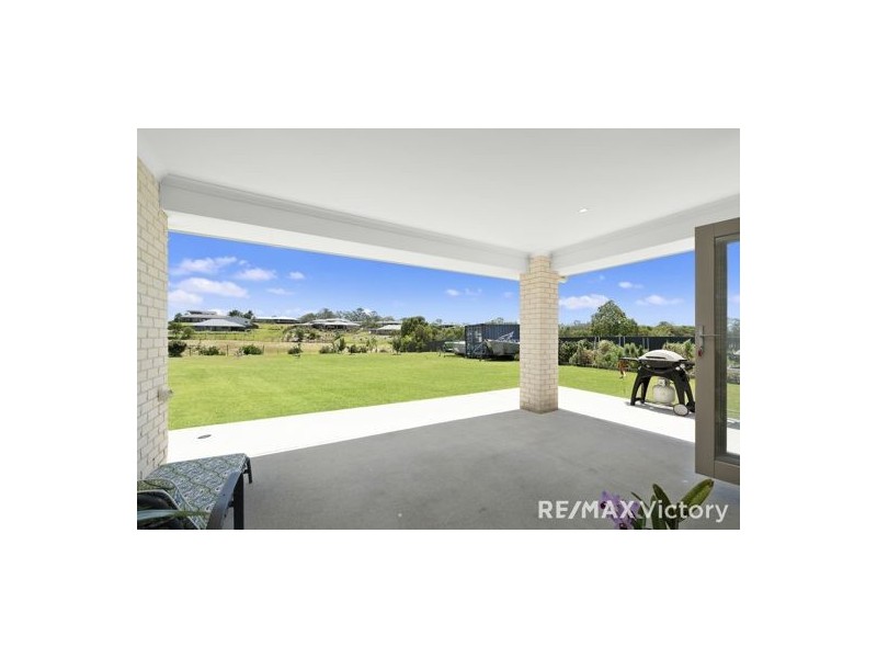 137 Mountaintrack Drive, Wamuran QLD 4512