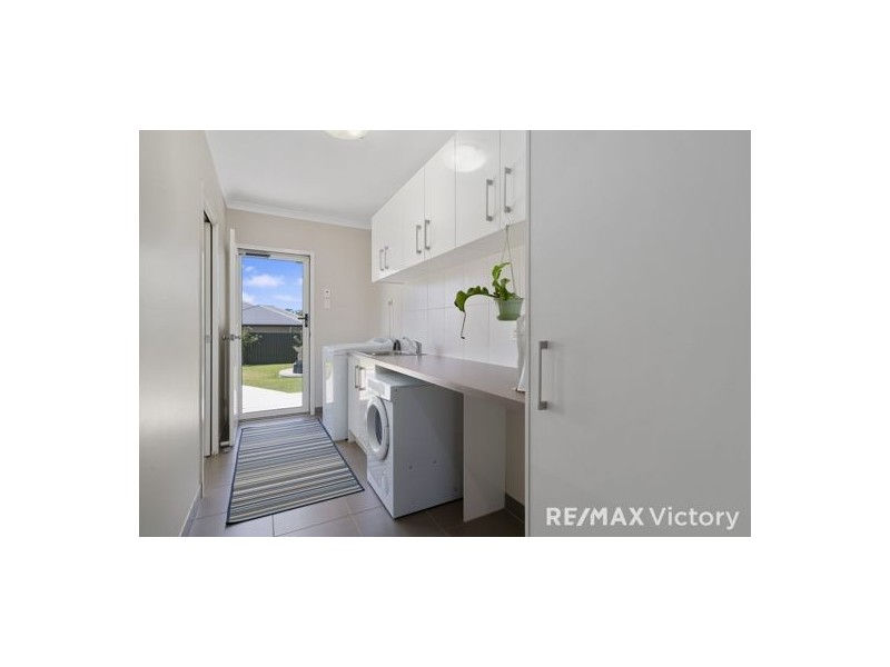 137 Mountaintrack Drive, Wamuran QLD 4512