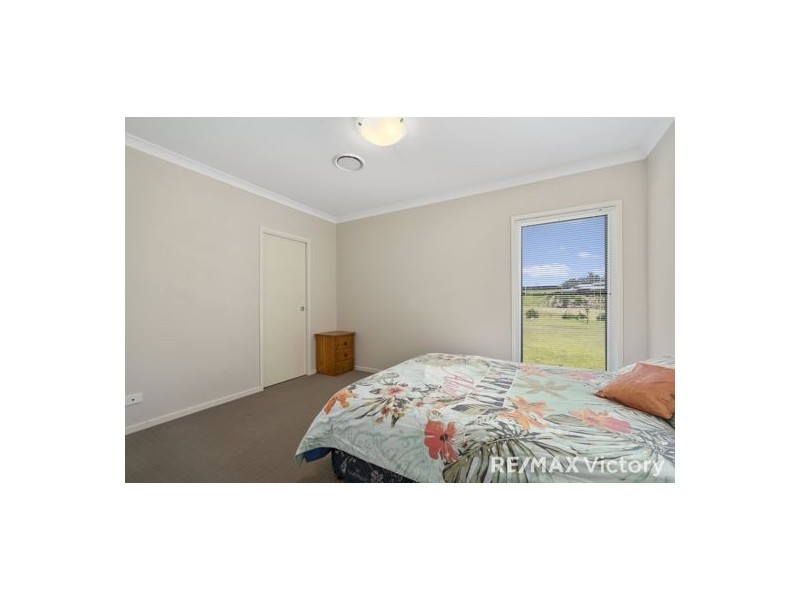 137 Mountaintrack Drive, Wamuran QLD 4512