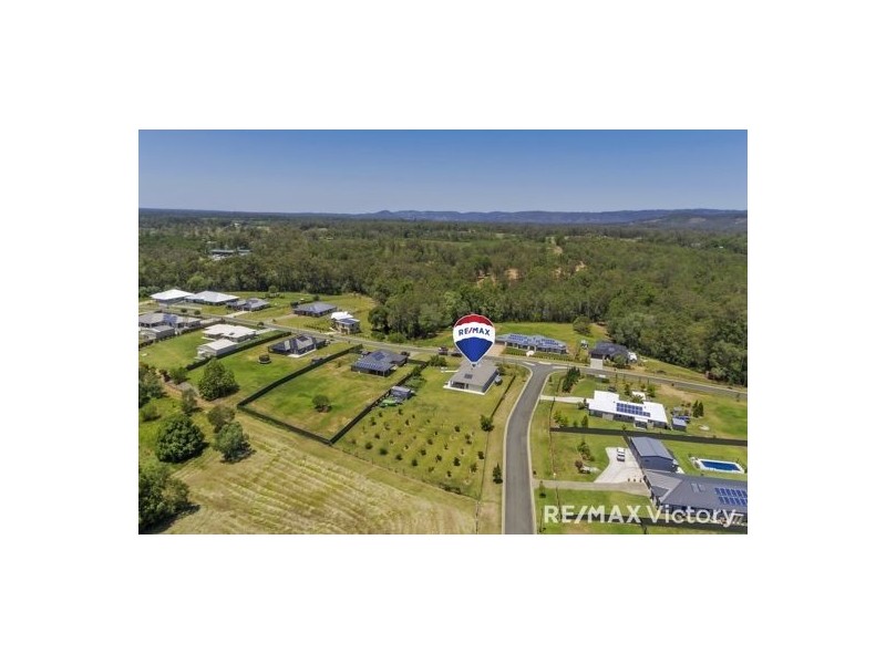 137 Mountaintrack Drive, Wamuran QLD 4512