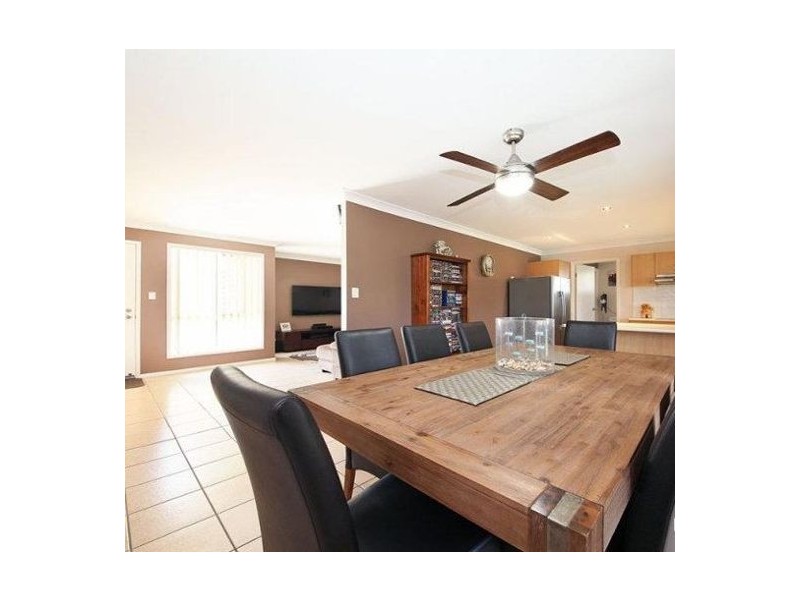 18 Murraya Dr, Morayfield QLD 4506