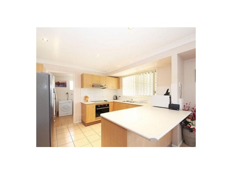 18 Murraya Dr, Morayfield QLD 4506