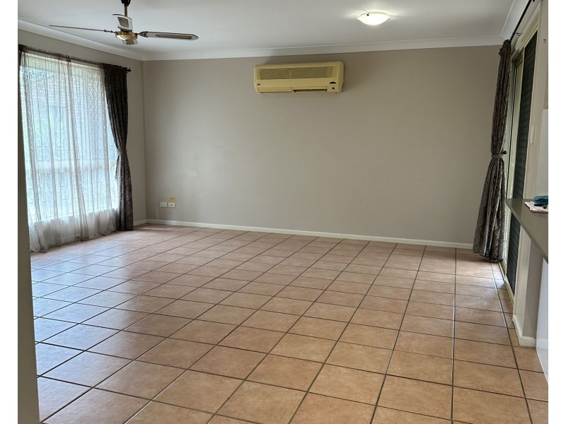 15 Cresta Court, Morayfield QLD 4506