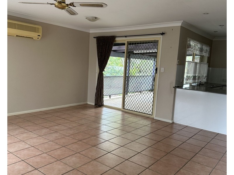 15 Cresta Court, Morayfield QLD 4506