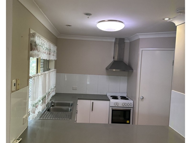 15 Cresta Court, Morayfield QLD 4506