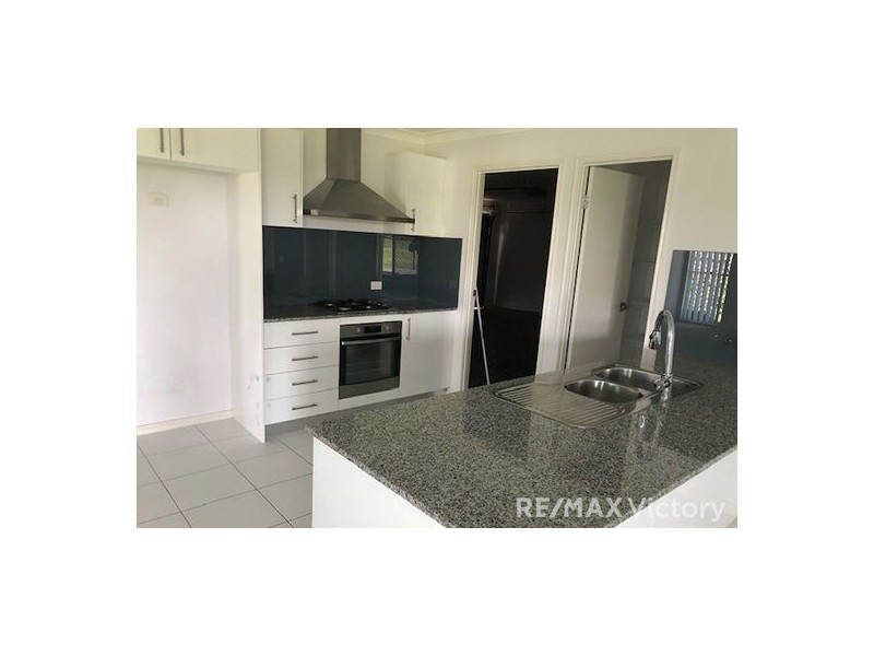 6 Lawrie Court, Caboolture QLD 4510