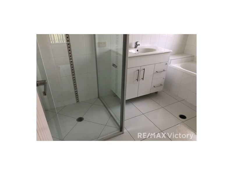 6 Lawrie Court, Caboolture QLD 4510