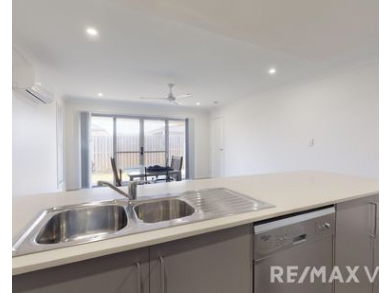 38 Baptisia, Caboolture QLD 4510