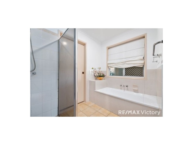 112 Glenwood Drive, Morayfield QLD 4506