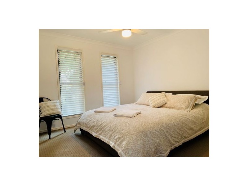 20 Rushcutters Court, Sandstone Point QLD 4511