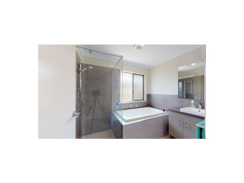 32 Riverlilly Crescent, Caboolture QLD 4510