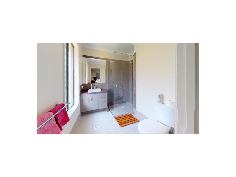 32 Riverlilly Crescent, Caboolture QLD 4510