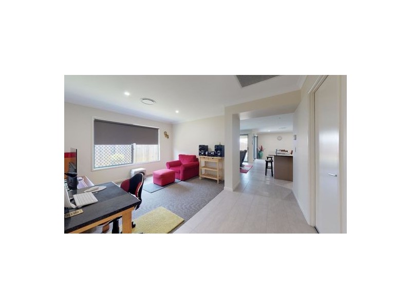 32 Riverlilly Crescent, Caboolture QLD 4510