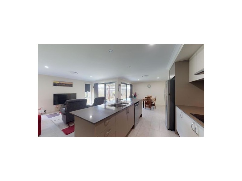 32 Riverlilly Crescent, Caboolture QLD 4510