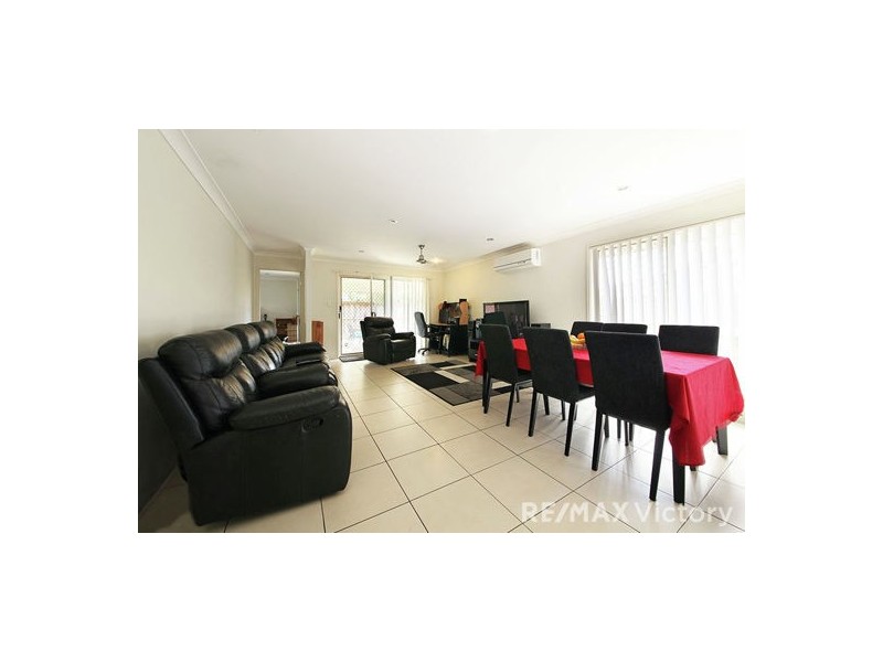 24 Bluejay Circuit, Morayfield QLD 4506