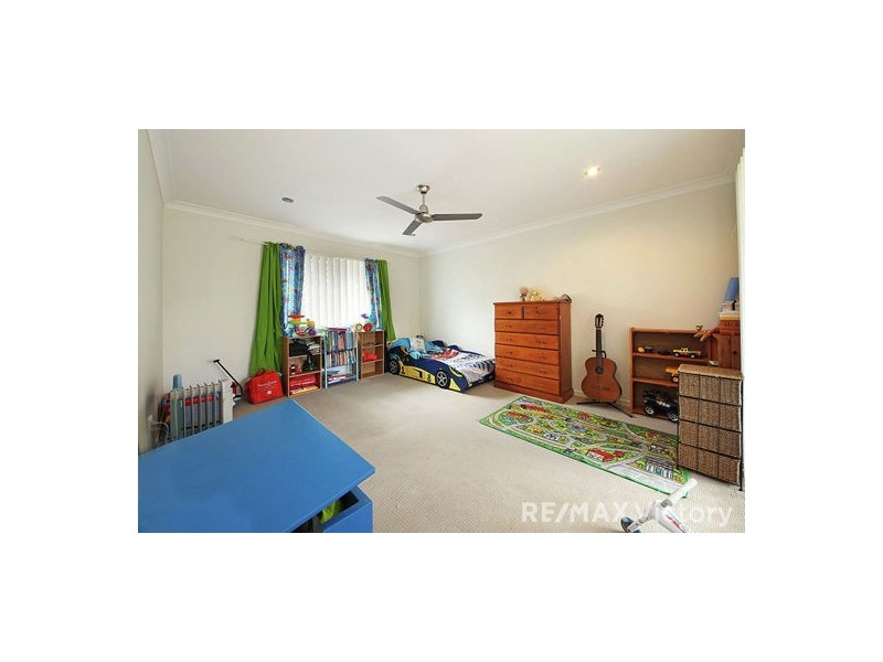 24 Bluejay Circuit, Morayfield QLD 4506
