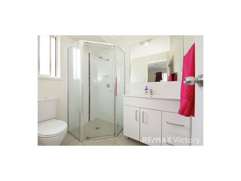 24 Bluejay Circuit, Morayfield QLD 4506