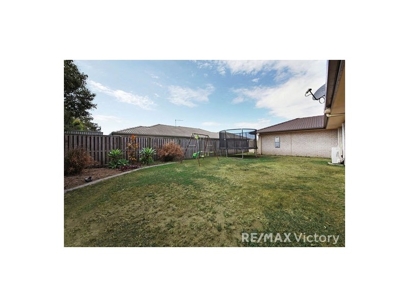 24 Bluejay Circuit, Morayfield QLD 4506