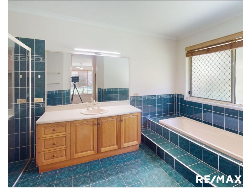 44 Thompson Road, Bellmere QLD 4510