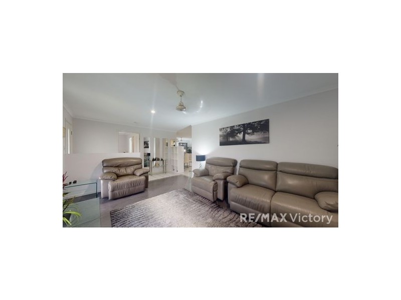 6 Hilltop Ct, Morayfield QLD 4506